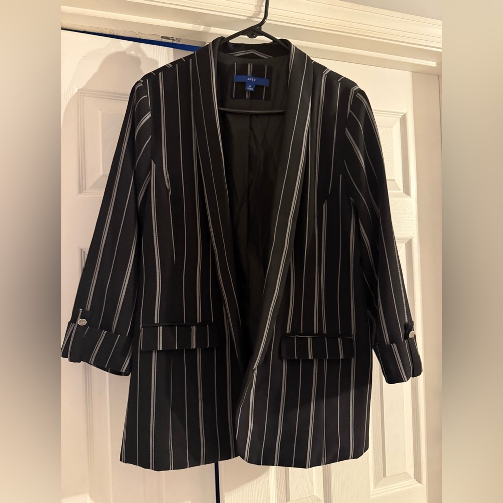 Striped Apt.9 Women’s Blazer size XL